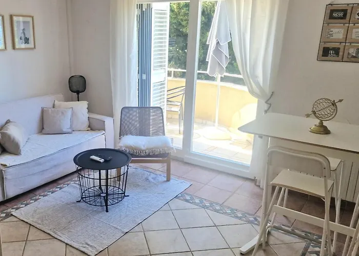 Lukas Apartament *
